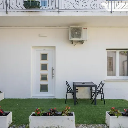Residenza Maja 2 Apartment
