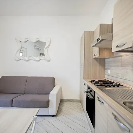 Residenza Maja 2 * ביביונה