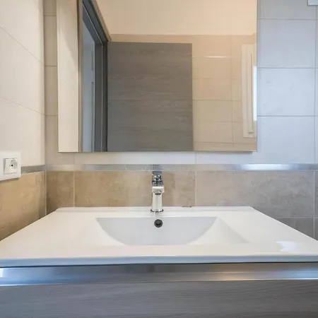 Residenza Maja 2 דירה *